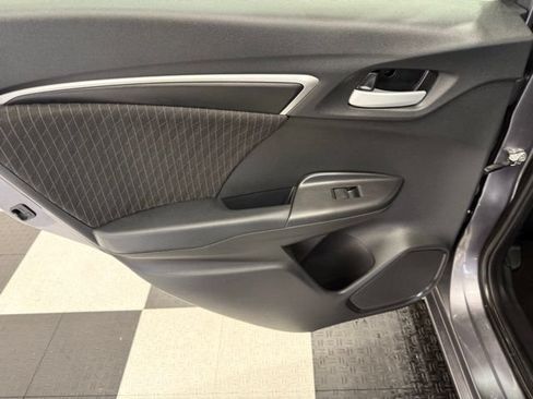 Used 2019 Honda Fit EX image 17