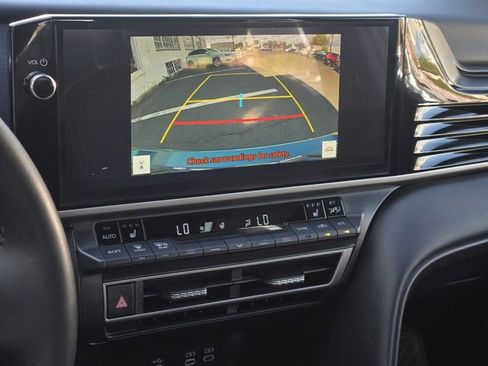 Used 2025 Toyota Camry XSE image 22