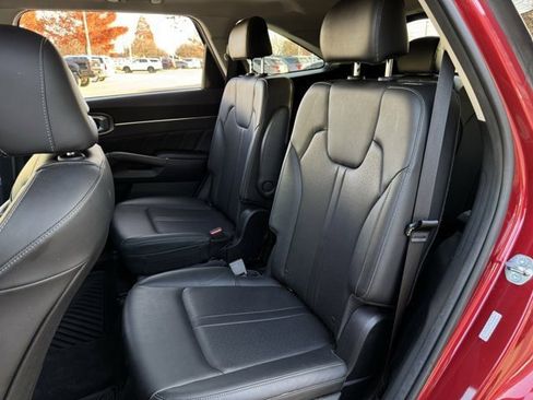 Used 2023 Kia Sorento SX image 31