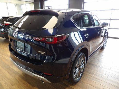 Certified 2025 MAZDA CX-5 Signature AWD/4WD image 6