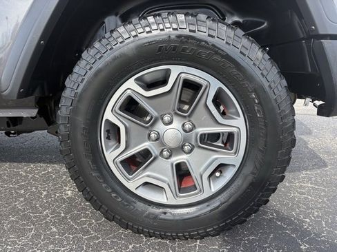 Used 2019 Jeep Wrangler Sport image 13