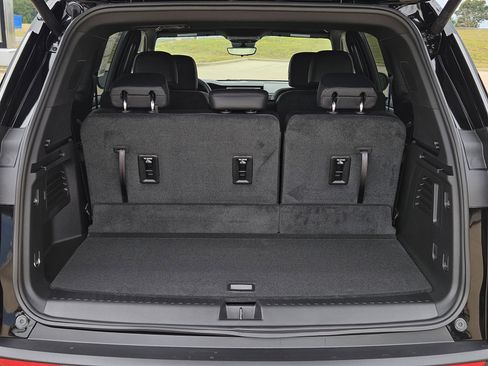 New 2026 GMC Acadia Elevation w/ Black Edition image 8