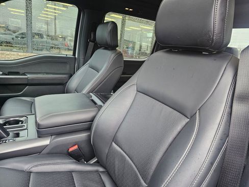 Used 2025 Ford F150 Lariat w/ Equipment Group 502A High image 17