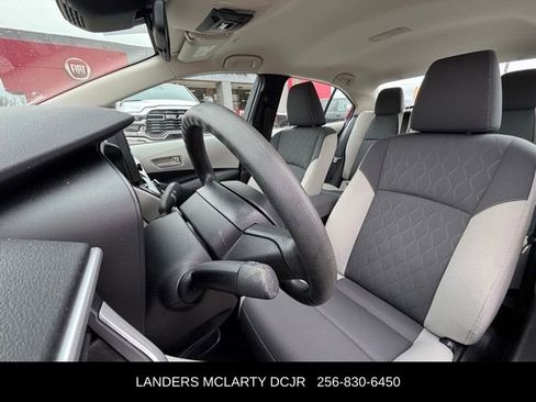 Used 2025 Toyota Corolla LE image 18