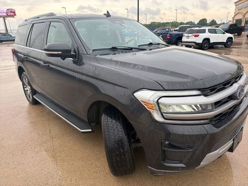 Used 2022 Ford Expedition XLT AWD/4WD image 20
