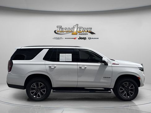 Used 2024 Chevrolet Tahoe Z71 w/ Luxury Package AWD/4WD image 9