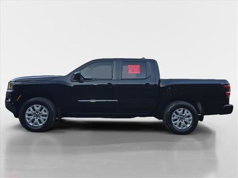 Certified 2024 Nissan Frontier SV w/ SV Convenience Package image 2