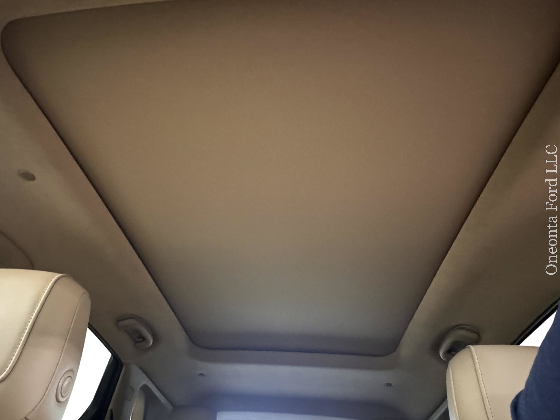 Used 2023 Cadillac XT5 Premium Luxury w/ Platinum Package AWD/4WD image 19