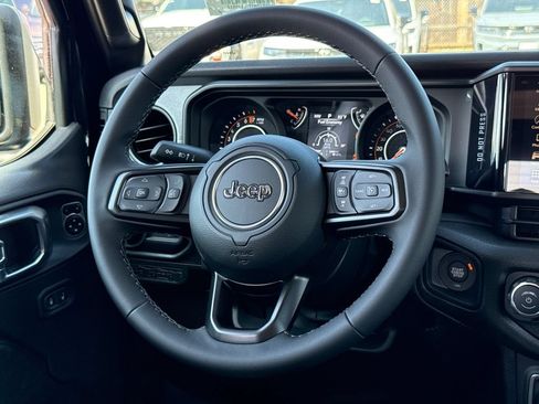 New 2026 Jeep Gladiator Sport AWD/4WD image 19