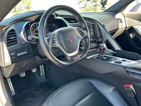 Used 2016 Chevrolet Corvette Z06 w/ 3LZ Preferred Equipment Group image 7