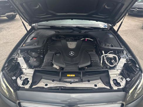 Used 2019 Mercedes-Benz E 450 4MATIC Sedan image 11