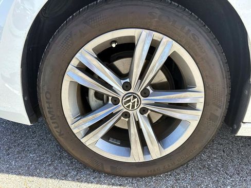 Used 2022 Volkswagen Jetta SE FWD image 8
