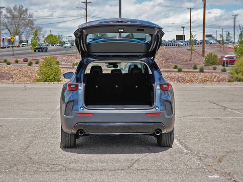 Used 2025 MAZDA CX-50 AWD 2.5 Hybrid w/ Premium Pkg image 10