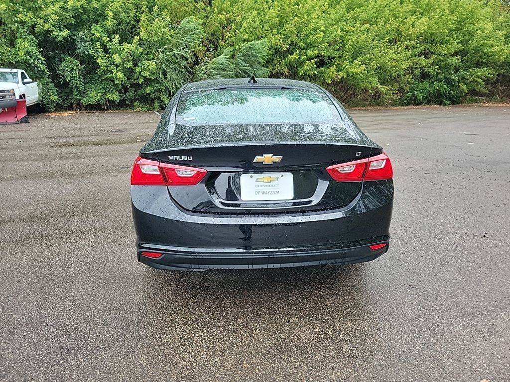 Used 2023 Chevrolet Malibu LT FWD image 13