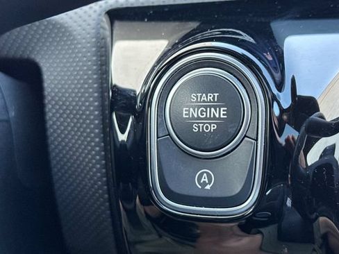 Used 2025 Mercedes-Benz CLA 250 image 24
