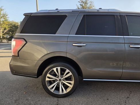 Used 2021 Ford Expedition Platinum image 16