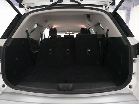 Certified 2024 Nissan Pathfinder SL image 10