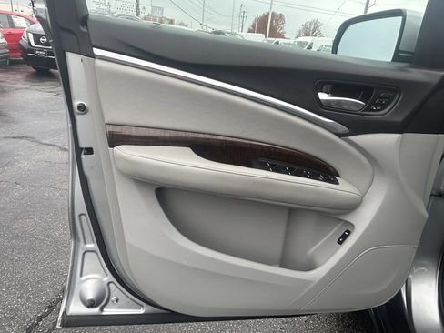 Used 2019 Acura MDX SH-AWD image 14