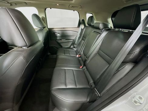 Certified 2023 Nissan Rogue SV w/ SV Premium B Package image 34