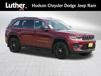Used 2025 Jeep Grand Cherokee Laredo w/ Luxury Tech Group I