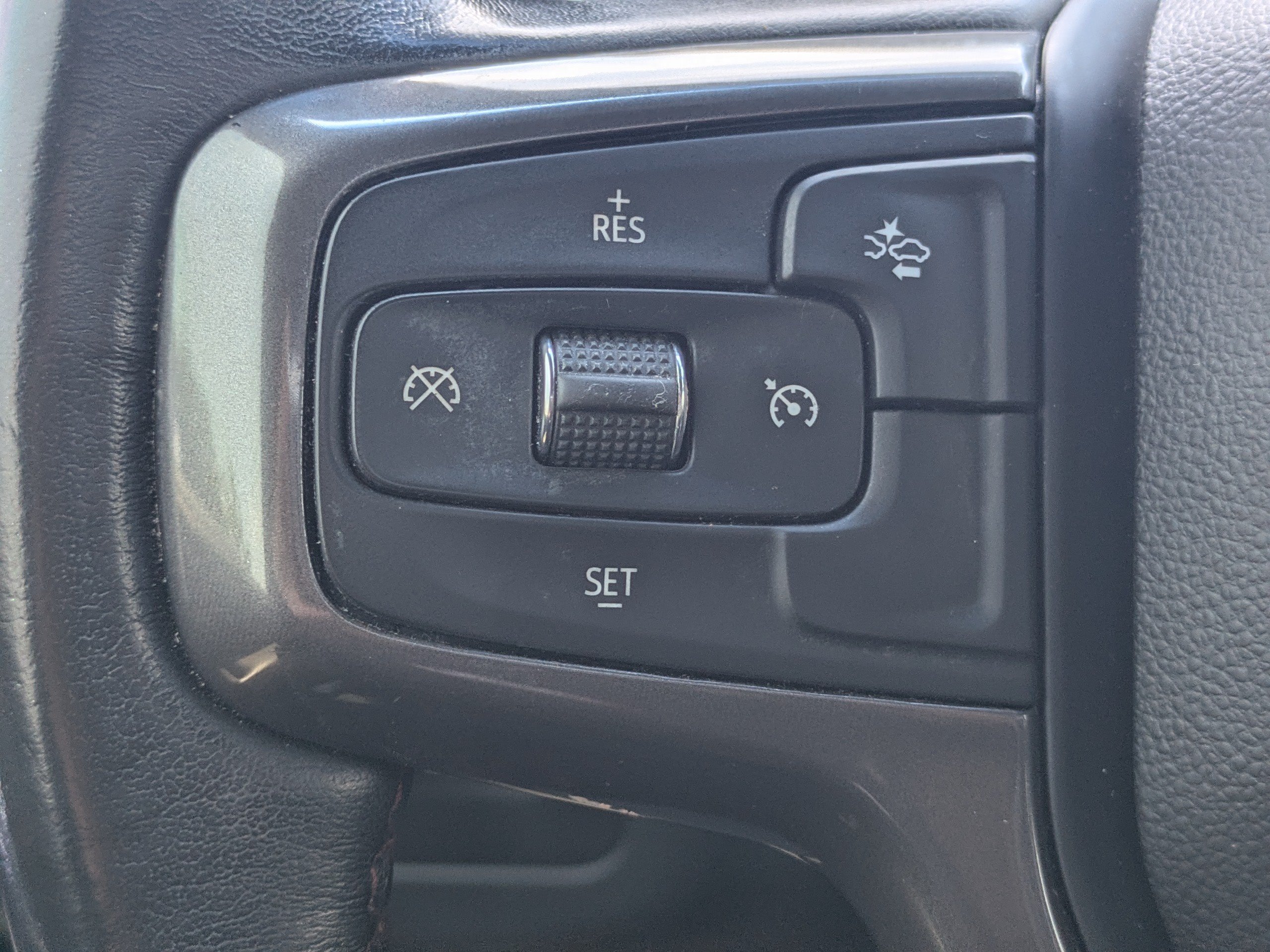 Used 2021 Chevrolet Suburban RST w/ Rear Media and Nav Package RWD image 26