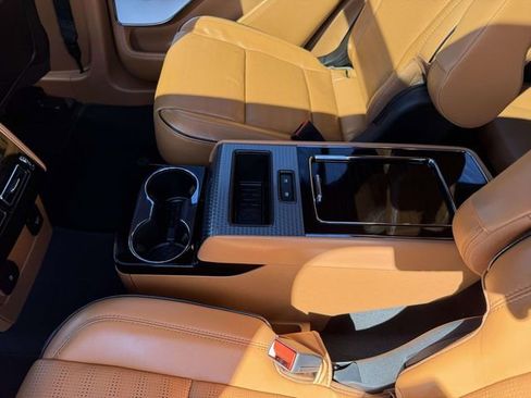 Certified 2023 Lincoln Aviator Black Label w/ Jet Package image 15