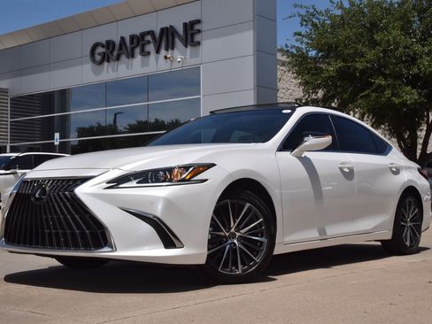 Used 2023 Lexus ES 350 w/ Premium Package FWD image 2