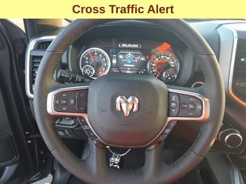 Used 2025 RAM 1500 Big Horn AWD/4WD image 11