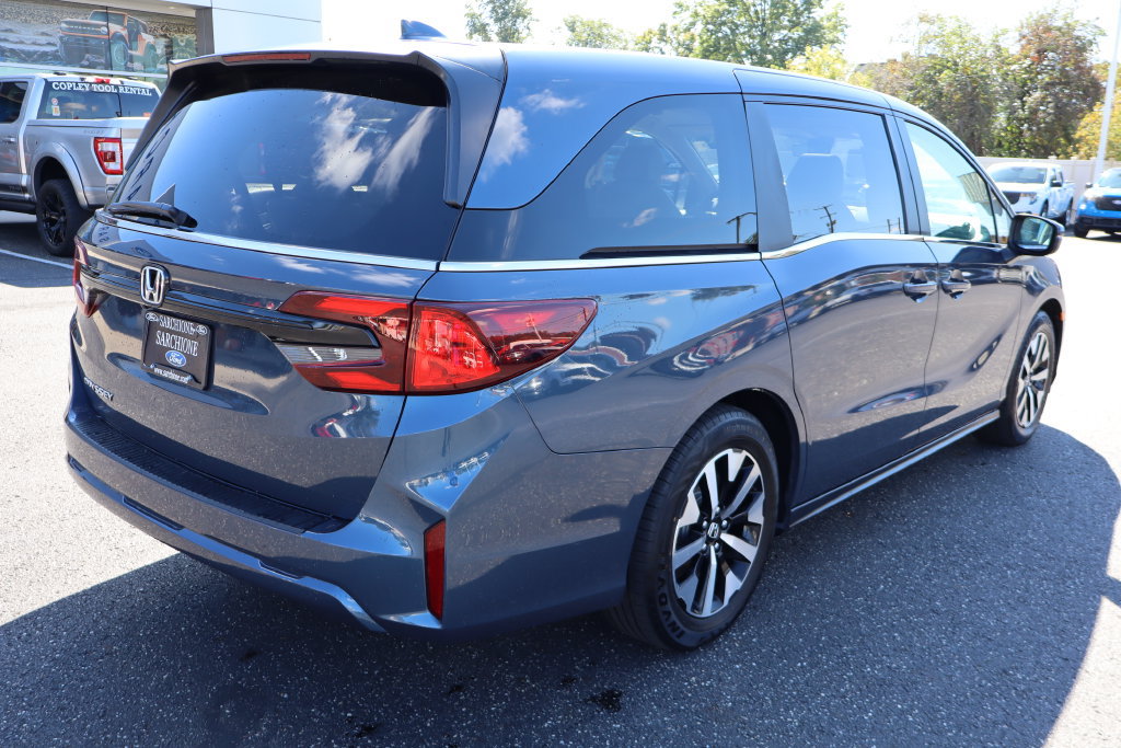 Used 2025 Honda Odyssey EX-L image 3