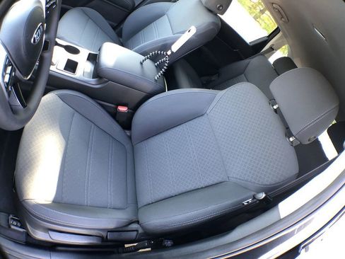 Used 2020 Kia Sorento LX FWD image 30