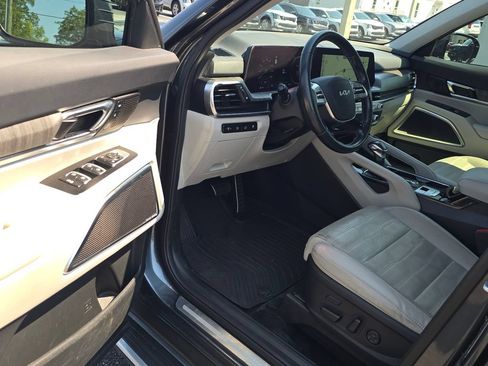 Used 2023 Kia Telluride SX Prestige AWD/4WD image 9