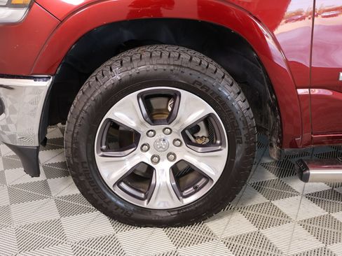 Used 2019 RAM 1500 Laramie AWD/4WD image 17