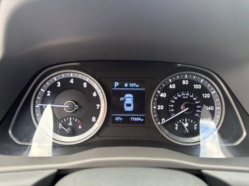 Used 2022 Hyundai Sonata SE w/ Winter Weather Package FWD image 12