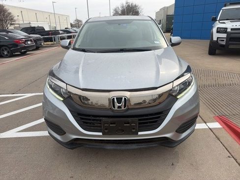 Used 2019 Honda HR-V LX image 8