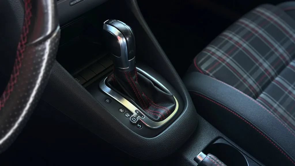 Used 2011 Volkswagen GTI 4-Door FWD image 44