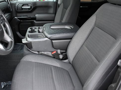 Used 2020 Chevrolet Silverado 1500 LT w/ LT Value Package image 7