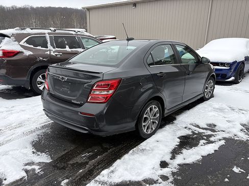 Used 2018 Chevrolet Sonic LT w/ RS Package image 4
