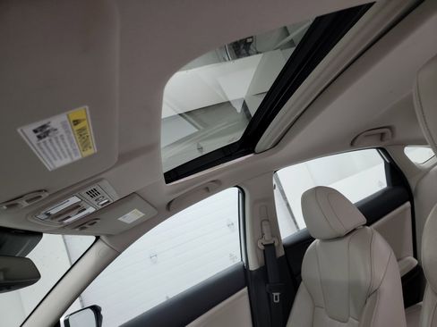 Used 2019 Honda Insight Touring image 24