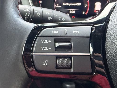 Used 2026 Honda Pilot Black Edition image 29
