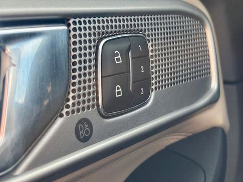 Used 2020 Ford Explorer Platinum image 22