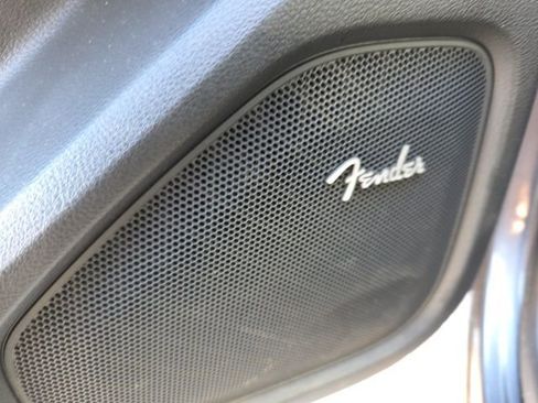 Certified 2025 Nissan Frontier SV w/ SV Convenience Package image 15