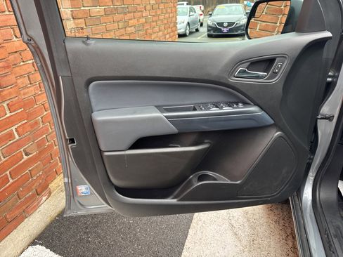 Used 2020 Chevrolet Colorado Z71 image 34