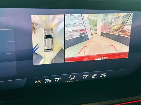 New 2025 Buick Envision Avenir image 17