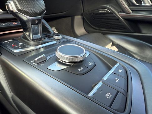 Used 2021 Audi R8 V10 image 21