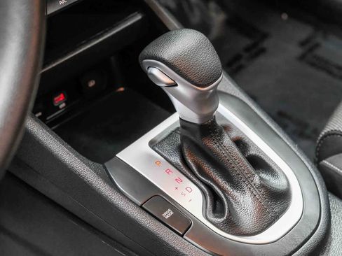 Used 2024 Kia Forte LXS w/ LXS Technology Package FWD image 25