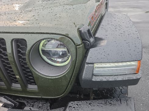 Used 2022 Jeep Wrangler Unlimited Rubicon w/ LED Lighting Group AWD/4WD image 21