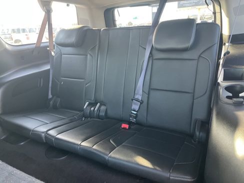 Used 2016 Chevrolet Suburban LTZ image 13