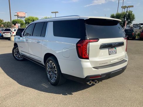 Used 2024 GMC Yukon XL Denali Ultimate AWD/4WD image 5