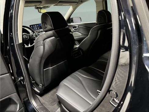 Used 2025 Acura RDX SH-AWD w/ Advance Package image 11