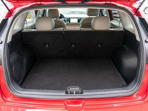 Used 2017 Kia Niro Touring image 33